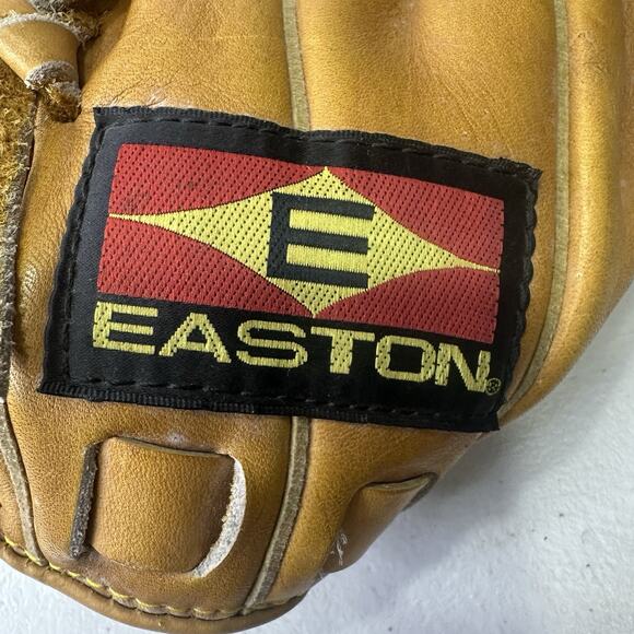 Easton EX1400 Competitor Series 13.5” Baseball Softball Glove RHT Hand Throw - Picture 6 of 11